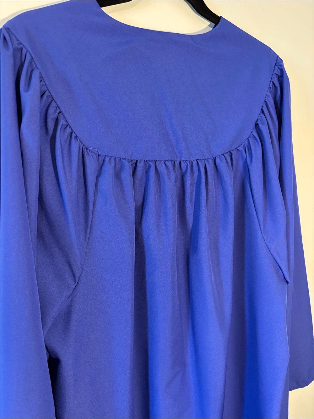 Royal Blue Graduation Robe by Diploma - Picture 6 of 7